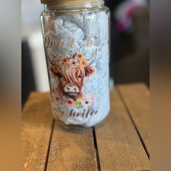 Floral Cow Glass cup with Lid - Picture 2 of 3